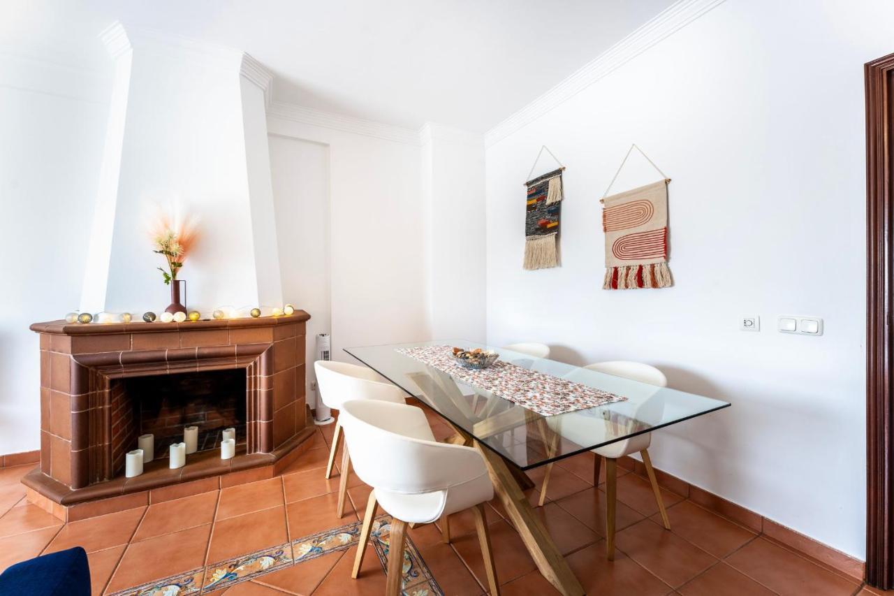 Peaceful 1 Bdr Apartment W/ Balcony By Lovelystay Almancil Eksteriør bilde